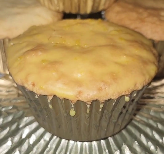 Lemon Zest Glazed Pound Cake Cupcakes